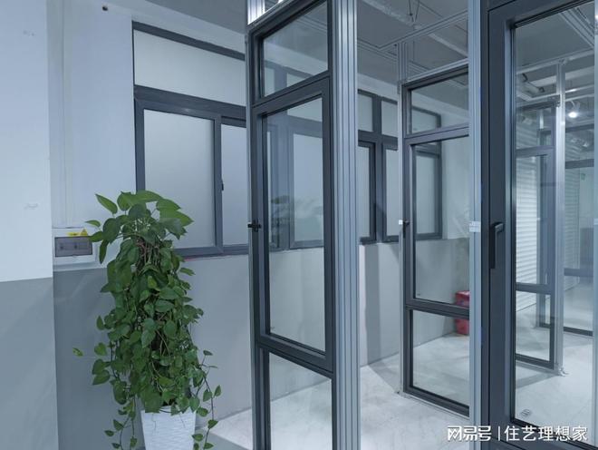 控引领智能生活新篇章让家更懂你九游会真人